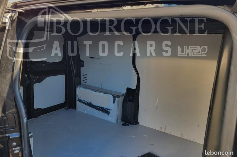 peugeot-expert-2-0-hdi-150ch-bvm-de-2018-image-lh2p-4